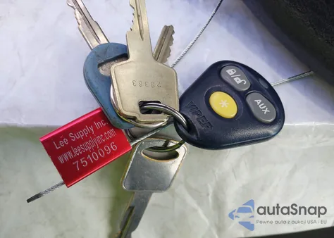 2010 Ford E-250 Commercial/Recreational из США, поврежденный, VIN 1FTNE2EL1ADA49675